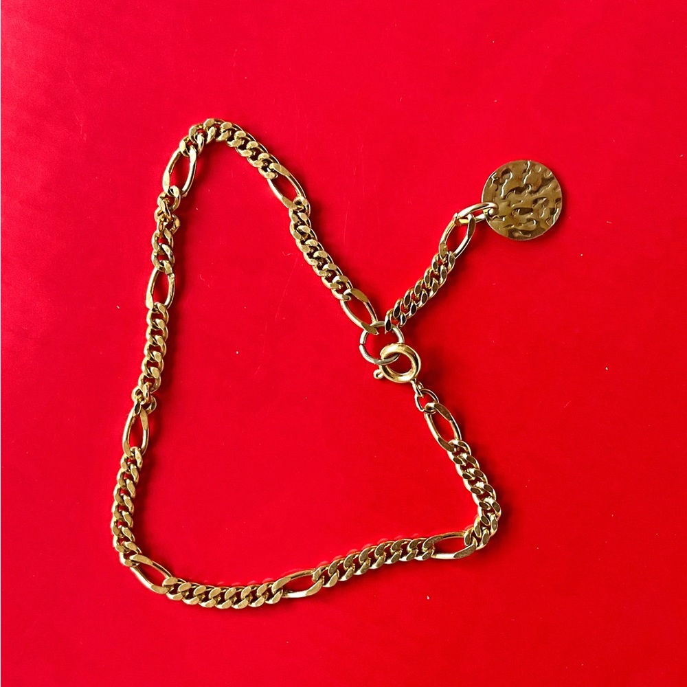 SALE 🎉 Classic Figaro Chain Anklet. One of a Kind. Extender, Bundle & Save.Gift